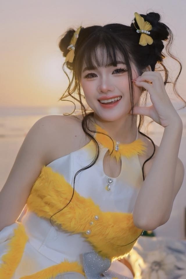 Duong Ai Vy anh 2