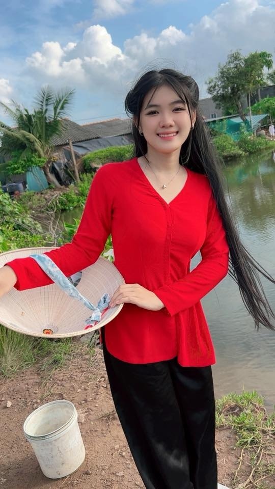 Duong Ai Vy anh 12