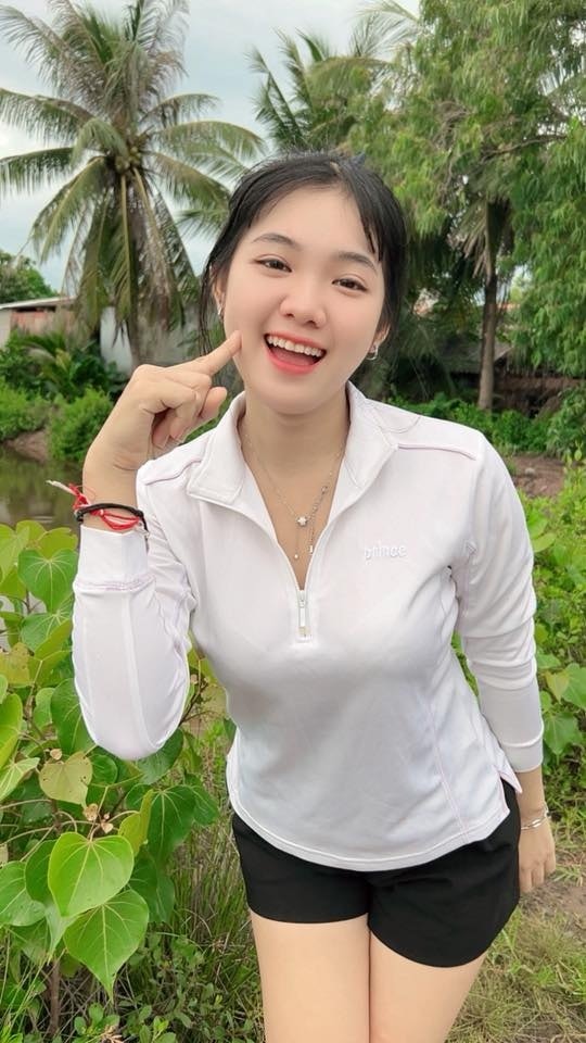 Duong Ai Vy anh 11