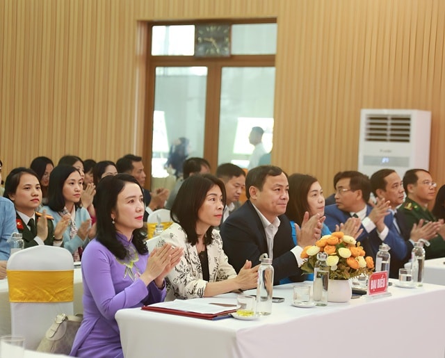 Nghệ An tổng kết, trao giải các hoạt động sáng tạo năm 2025: Lan tỏa khát vọng, bồi đắp bản sắc- Ảnh 1.