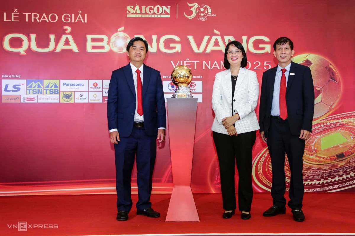 z7368448303487-7377510f6c3f194-7926-2065