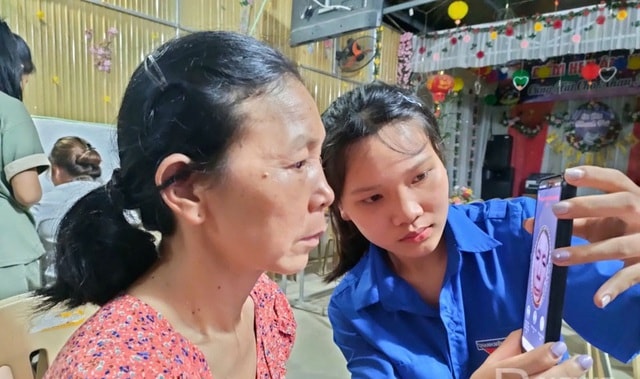 Thanh niên Thái Nguyên với đổi mới sáng tạo: Chung tay giúp người nghèo tiếp cận thông tin và tri thức số - Ảnh 1.