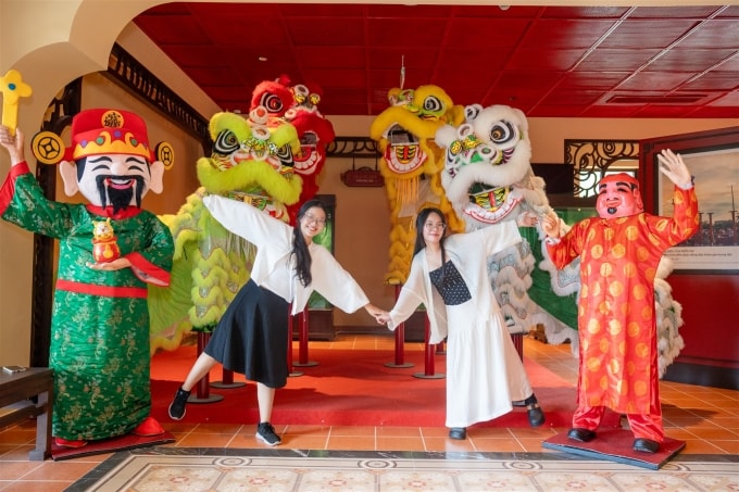 Bảo tàng Lân Sư Rồng Việt Nam tại ga Hội An.