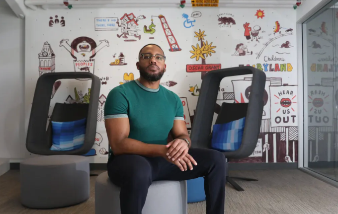 Brandon Anderson ở  bị tố cáo chiếm dụng 75.000 USD tiền từ thiện. Ảnh: Liz Hafalia/The San Francisco Chronicle