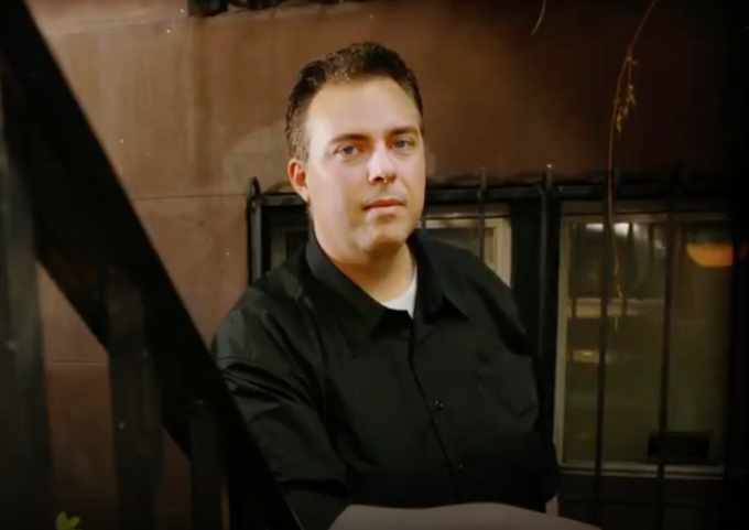 Keith Taylor, 56 tuổi, nhà sáng lập tổ chức từ thiện Modest Needs. Ảnh: USAToday