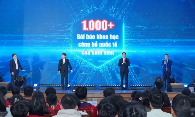 Nghi lễ phát động chương trình, tại sự kiện sáng 27/12. Ảnh: Ngọc Anh