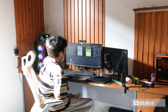 Chàng trai genZ mồ côi, gặp biến cố mất 2 tay, truyền thông điệp tích cực qua từng video- Ảnh 6. Chàng trai genZ mồ côi, gặp biến cố mất 2 tay, truyền thông điệp tích cực qua từng video- Ảnh 6.