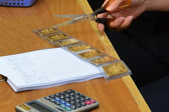 Giá vàng hôm nay 27-12: Bật tăng trở lại - Ảnh 1.