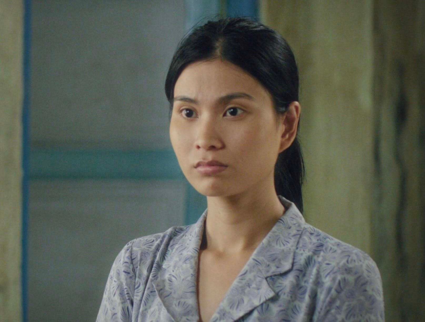 Gắn liền với những vai diễn mang số phận nhiều u tối, Trâm Anh khiến không ít khán giả bất ngờ với diện mạo ngoài đời.