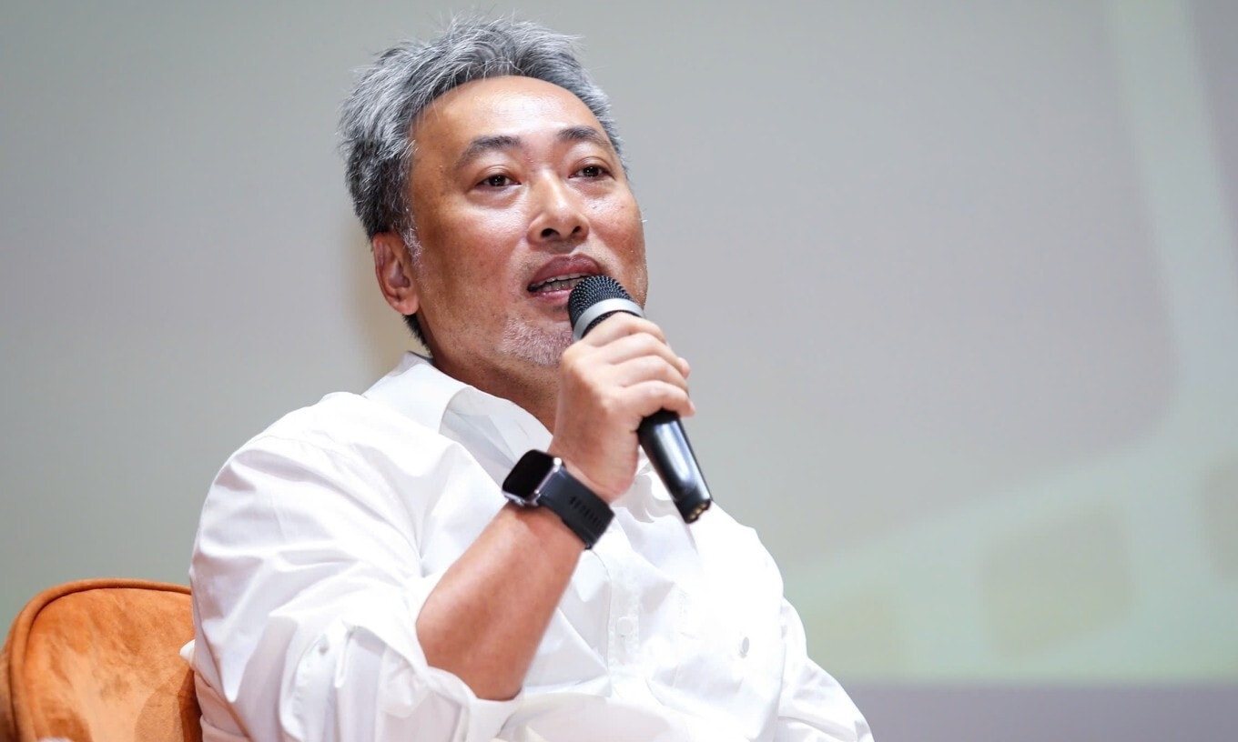 Đạo diễn Nguyễn Quang Dũng bảo vệ quan điểm cá nhân trong bài đăng tuyển dụng gây tranh cãi.