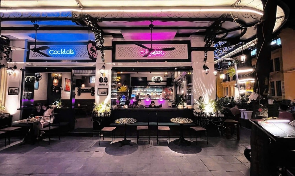 Top 5 quán cà phê mở xuyên đêm tại khu vực Hoàn Kiếm - 5