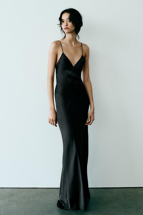 Thử phân biệt váy dự tiệc đắt tiền và bình dân