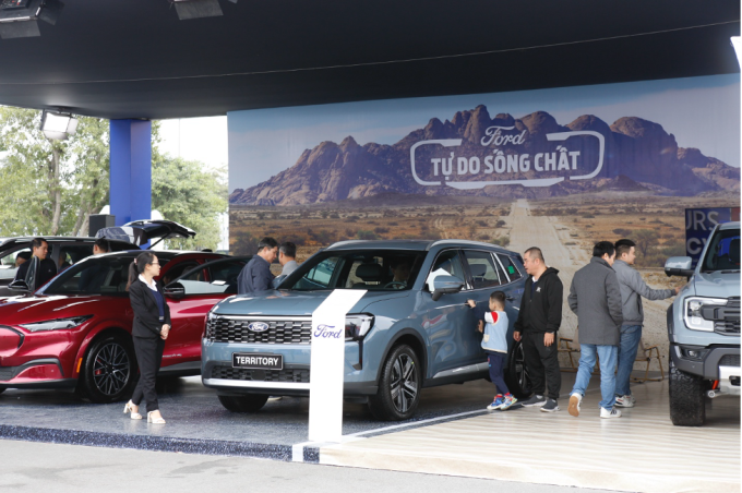 Ford Territory hút khách nhờ thiết kế mới, nội thất rộng rãi và nhiều tính năng công nghệ. Ảnh: Lương Dũng