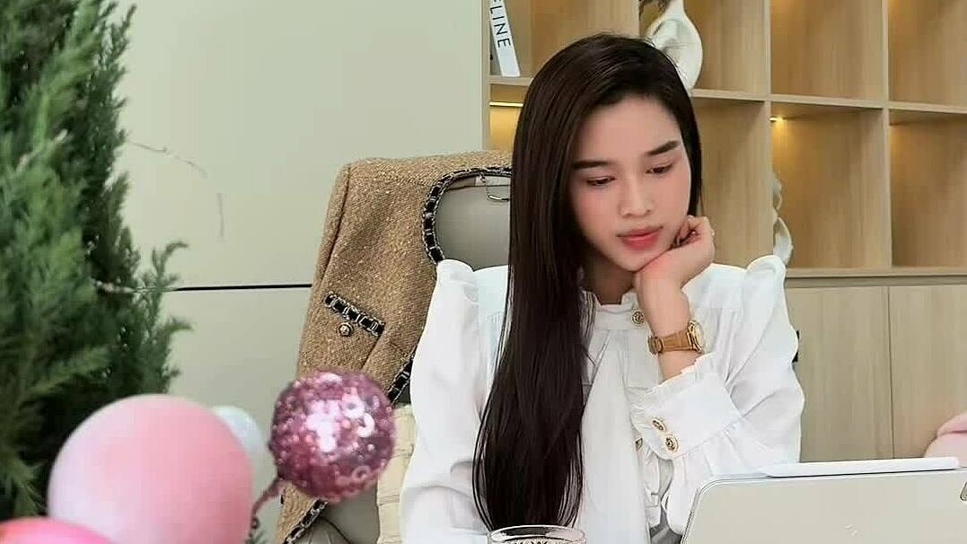 Đỗ Thị Hà ngưng kinh doanh để vun vén cho hôn nhân