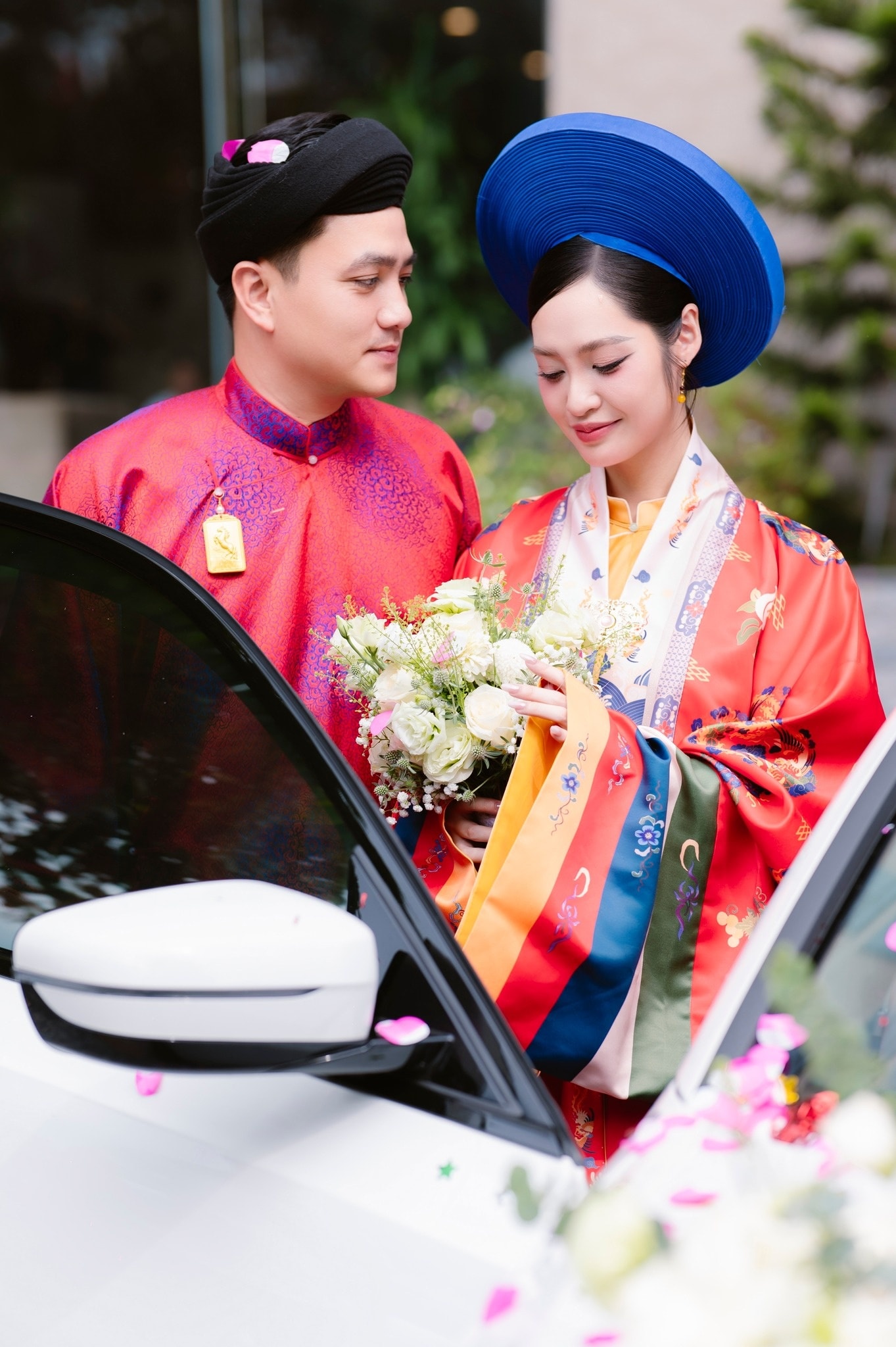 Nong Thuy Hang anh 1