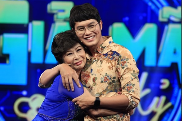 Nữ NSƯT cải lương vừa gây sốt trong phim kinh dị 'Nhà hai chủ' đời thực ở nhà 48m2, tôn trọng đời tư con cái- Ảnh 3. Nữ NSƯT cải lương vừa gây sốt trong phim kinh dị 'Nhà hai chủ' đời thực ở nhà 48m2, tôn trọng đời tư con cái- Ảnh 3.