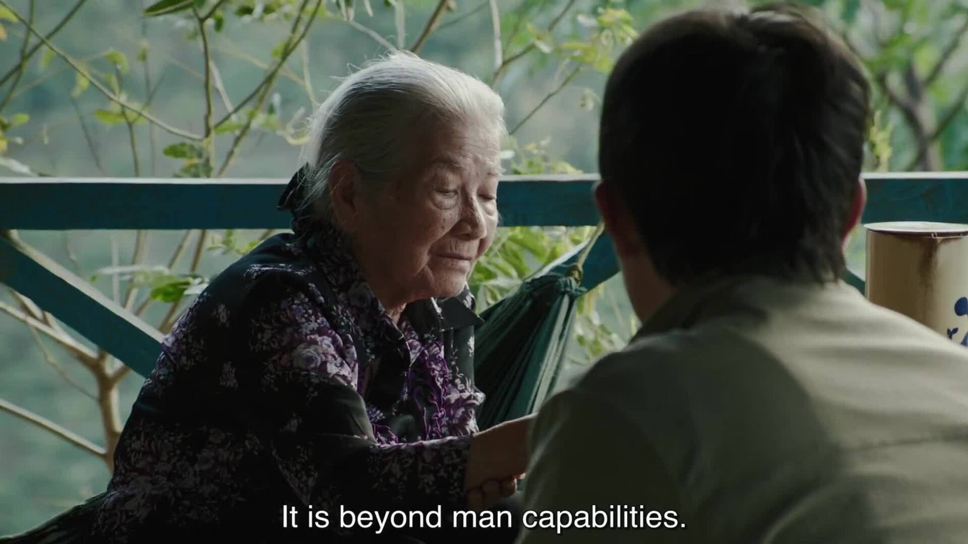 Trailer 'Bên trong vỏ kén vàng'