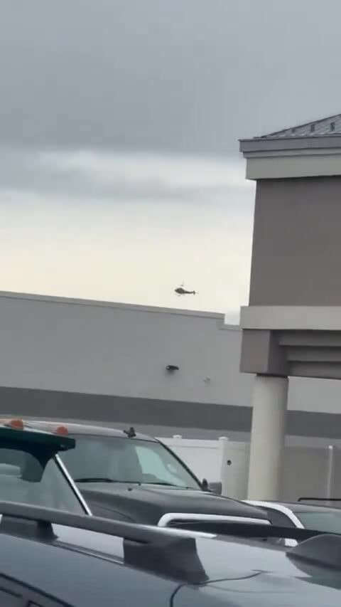 Hai trực thăng đâm nhau, ít nhất một người thiệt mạng