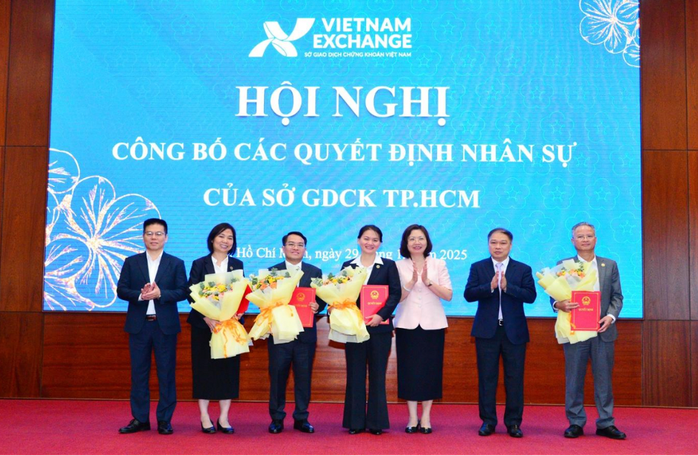 - Ảnh 1. - Ảnh 1.