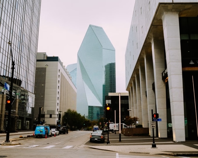 Một góc khu downtown Dallas. Ảnh: WSJ