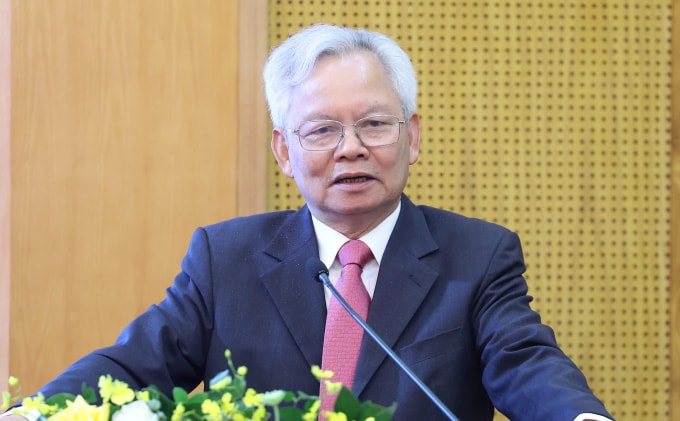 GS Tạ Ngọc Tấn phát biểu chiều 30/12. Ảnh: Như Ý