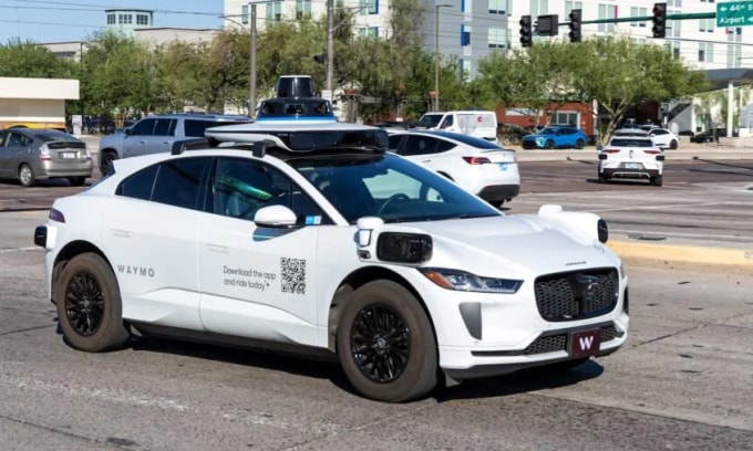 Một chiếc robotaxi của Waymo. Ảnh: Shutterstock