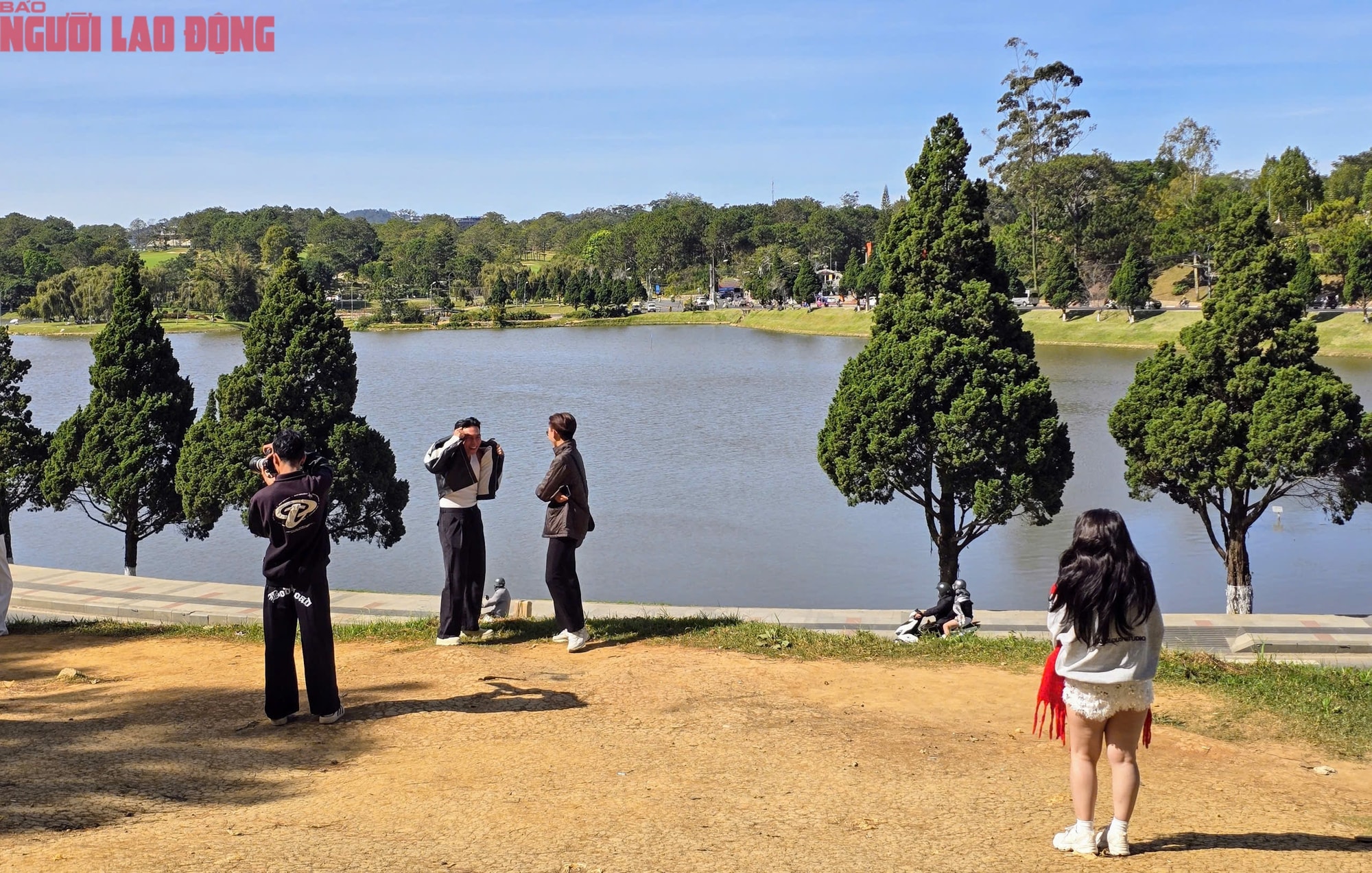 Con dốc có view siêu đẹp ở Đà Lạt, mỗi ngày thu hút hàng trăm du khách đến check-in - Ảnh 8.