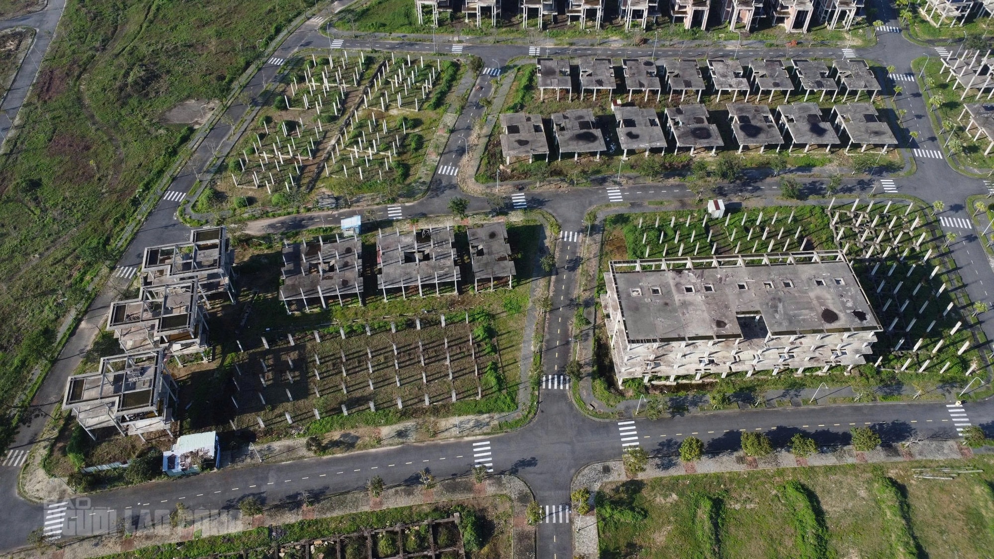 Cảnh hoang hóa tại khu đô thị Golden Hills City Đà Nẵng sau 2 lần Thanh tra - Ảnh 1.