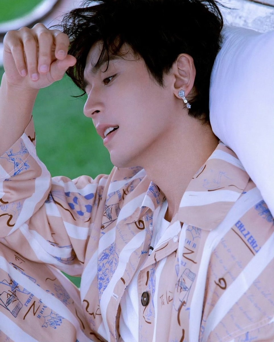 Trương Triết Hạn ảnh 4 Truong Triet Han anh 4