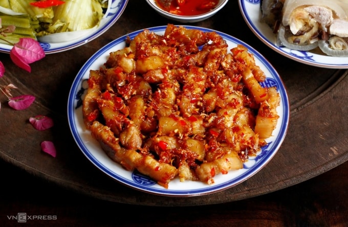 Thịt rang sả ớt. Ảnh: Bùi Thủy