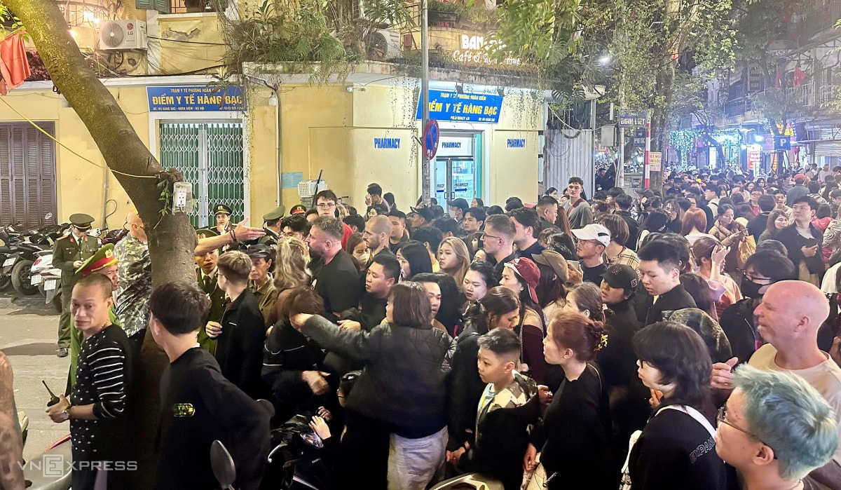 4293354821303332706-3-17671840-5594-2132