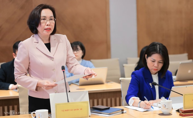 Bà Lê Thị Việt Lâm, Phó vụ trưởng Hợp tác quốc tế, chia sẻ về hội nghị ADGMIN. Ảnh: Thùy Linh