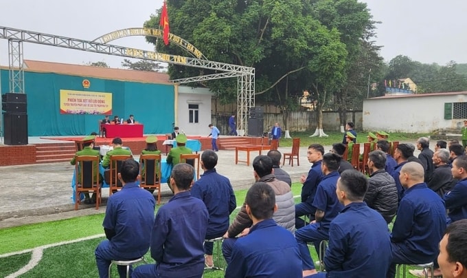 Toàn cảnh phiên tòa. Ảnh: Công an cung cấp