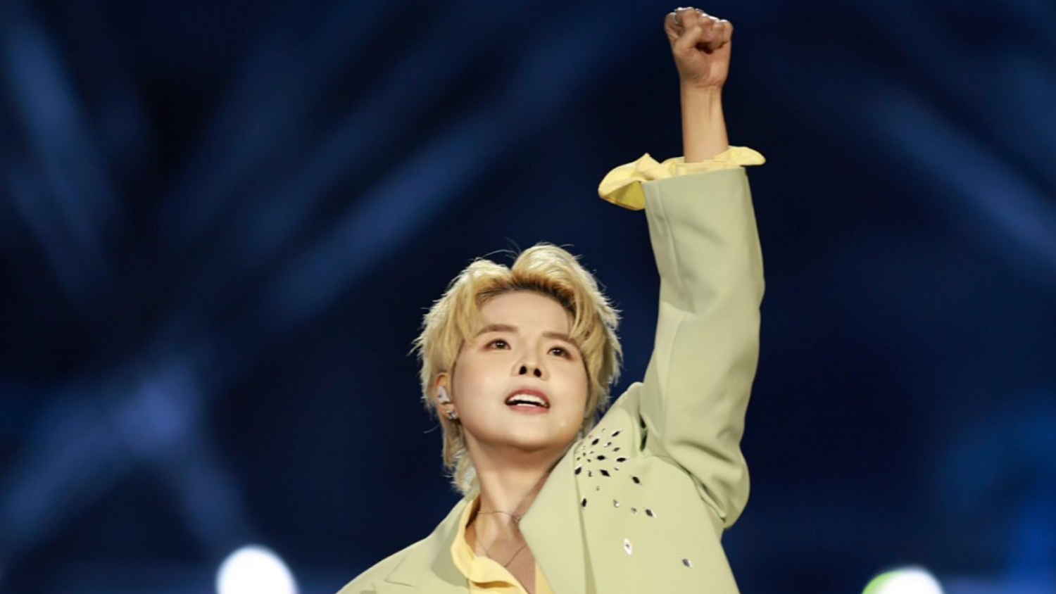 Vũ Cát Tường hát hit 'Mơ'