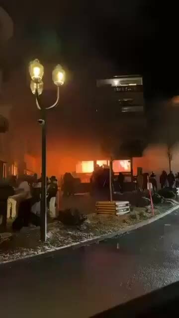 Nổ lớn gây nhiều thương vong ở khu nghỉ dưỡng Thụy Sĩ