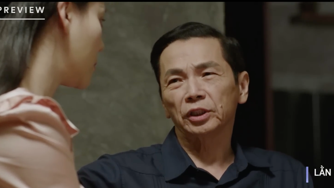 Ông Sách si mê, mù quáng bảo vệ người tình Mỹ Trinh.