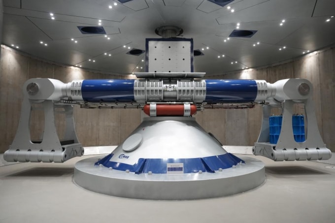 Máy ly tâm CHIEF1300 ngày 29/9/2025. Ảnh: Xinhua