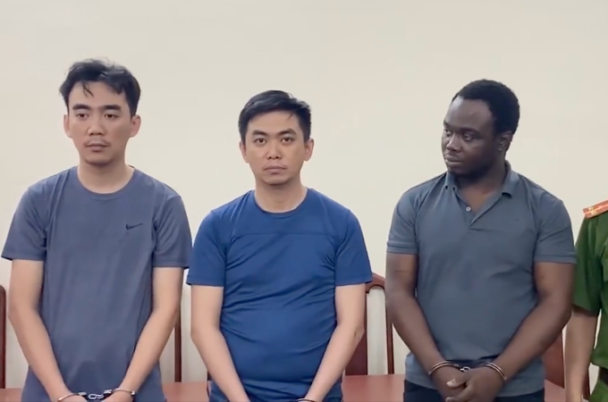 Một số người trong vụ án thời điểm bị bắt, tháng 4/2024. Ảnh: Công an cung cấp