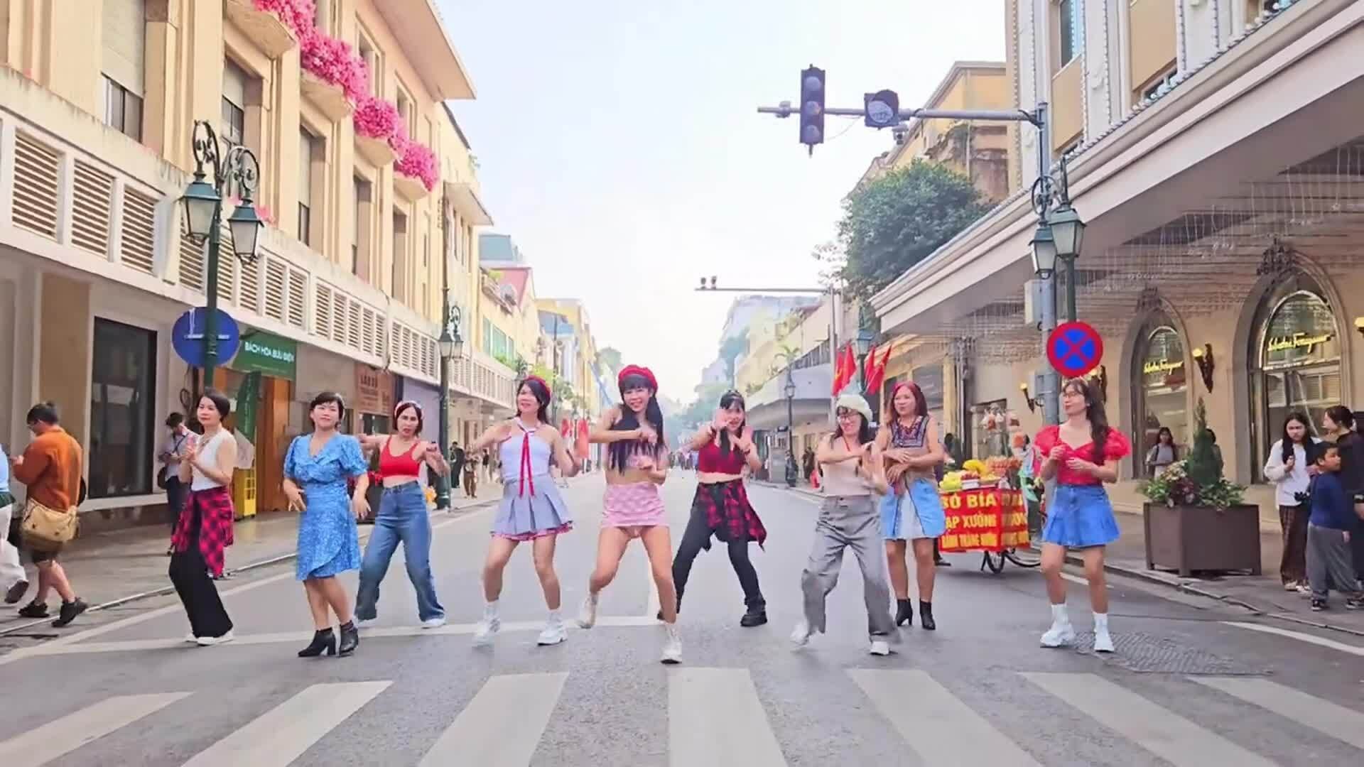 Khán giả dùng nền nhạc 