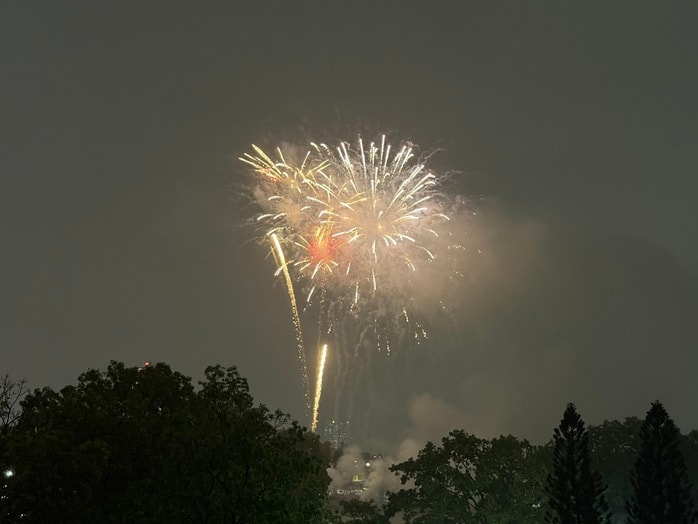 Người dân TPHCM xem bắn pháo hoa chào năm mới 2026 tại đâu? - Ảnh 1.