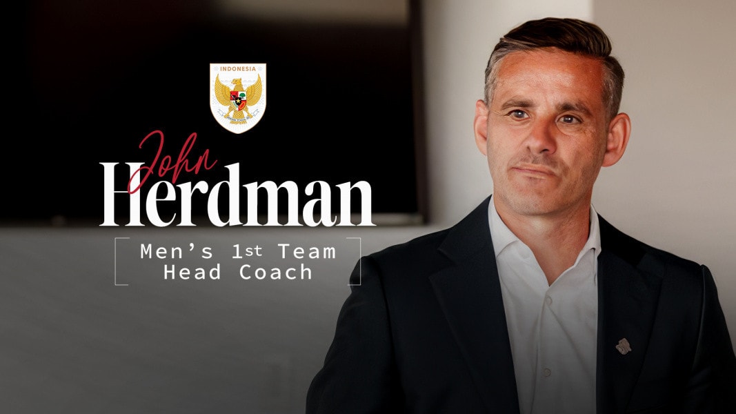 Ông John Herdman làm huấn luyện viên trưởng đội tuyển Indonesia.