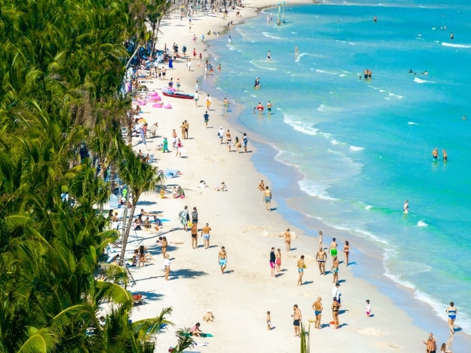 Một góc bãi biển tại Phú Quốc. Ảnh: Ánh Dương