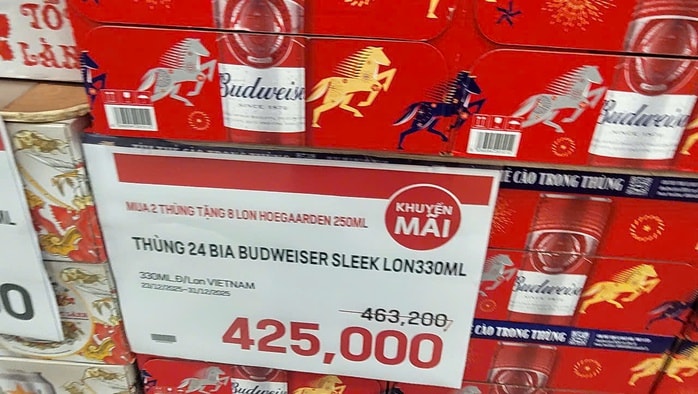 Bia Tết 2026 khuyến mãi hấp dẫn nhưng vẫn ế khách trong mùa lễ hội - Ảnh 3.