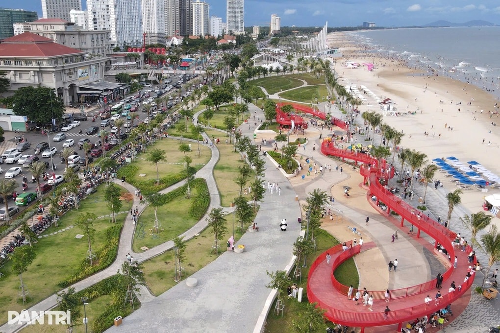 TPHCM đón 1,2 triệu lượt khách, thu hơn 2.600 tỷ đồng dịp Tết Dương lịch - 3