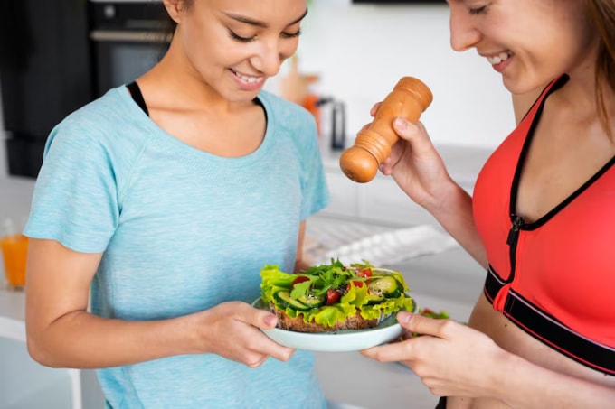 Nạp thật nhiều protein không phải tốt cho sức khỏe. Ảnh: CNBC