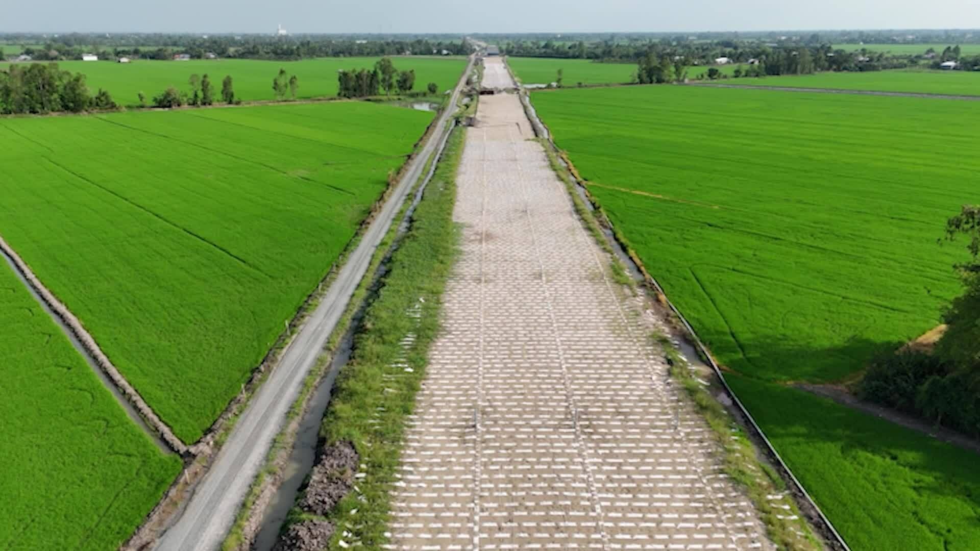 Diện mạo cao tốc ngang miền Tây