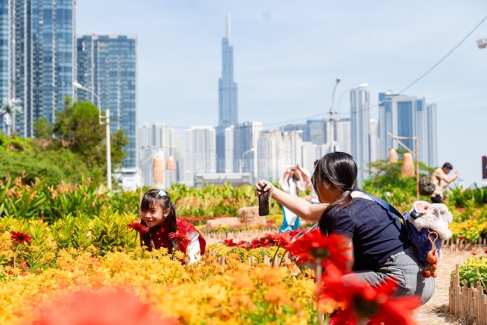 - Ảnh 4. - Ảnh 4.