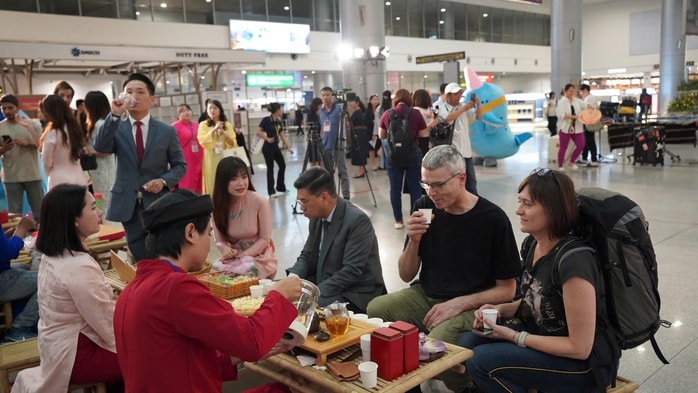 Doanh thu du lịch TPHCM đạt 2 . 632 Tỉ đồng nhờ lượng khách kỷ lục - Ảnh 2.