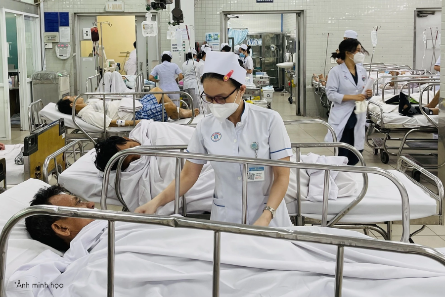 Bộ Y tế cảnh báo 3 dịch bệnh nguy hiểm đồng loạt tăng mạnh cận Tết