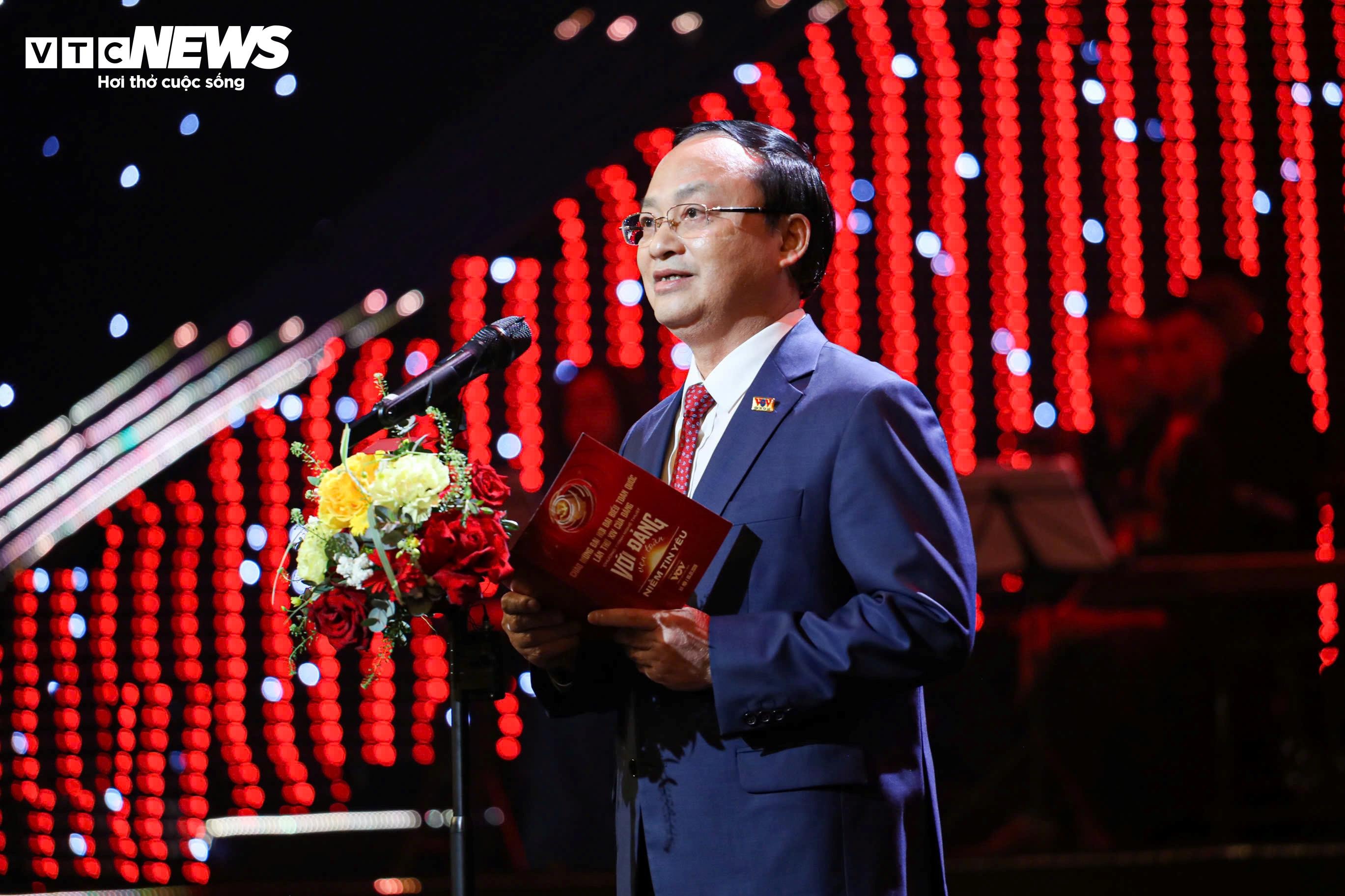 Ông Đỗ Tiến Sỹ - Ủy viên Trung ương Đảng, Ủy viên Ban Chấp hành Đảng bộ Chính phủ, Bí thư Đảng ủy, Tổng Giám đốc VOV phát biểu tại chương trình.